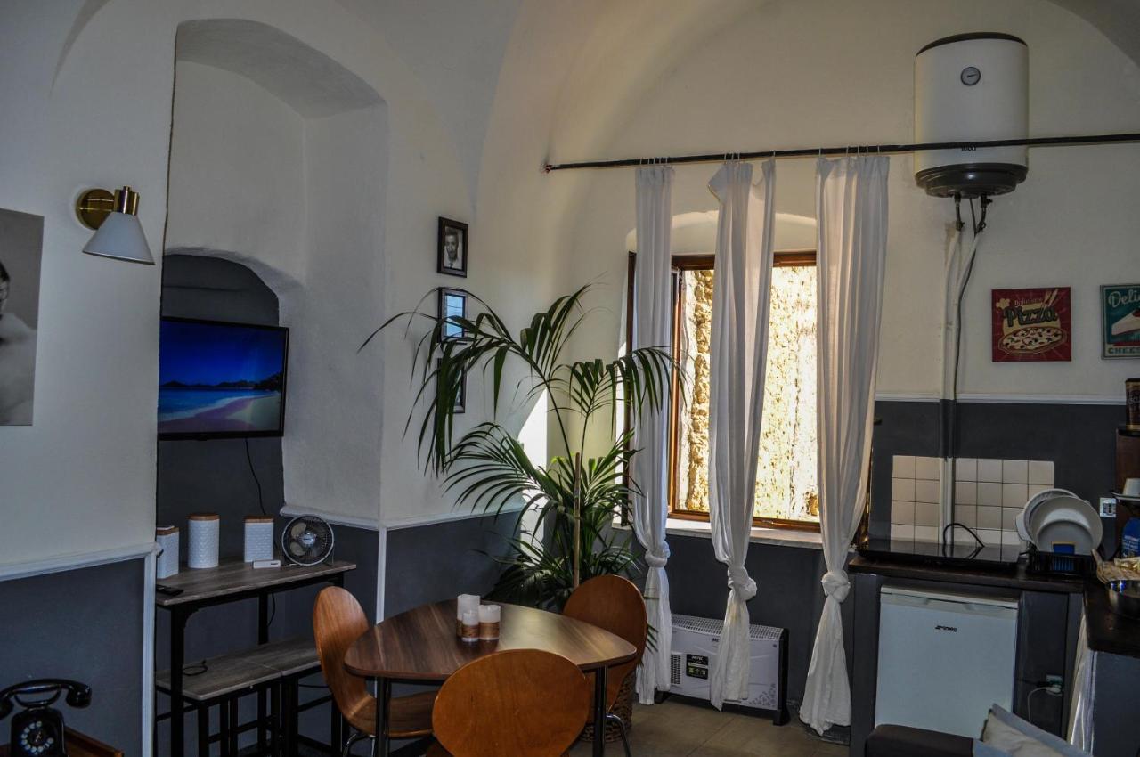 Piazzetta Little Suite Arma di Taggia Eksteriør billede